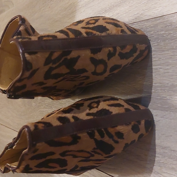 Nine West Leopard Ankle Boots - Picture 4 of 4